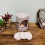 Pet Cat Design Oil Burner with Wax Melts 3 - The Rustic Home